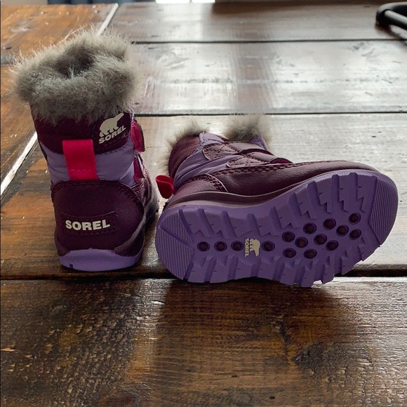 Sorel winter boots - Picture 2 of 3